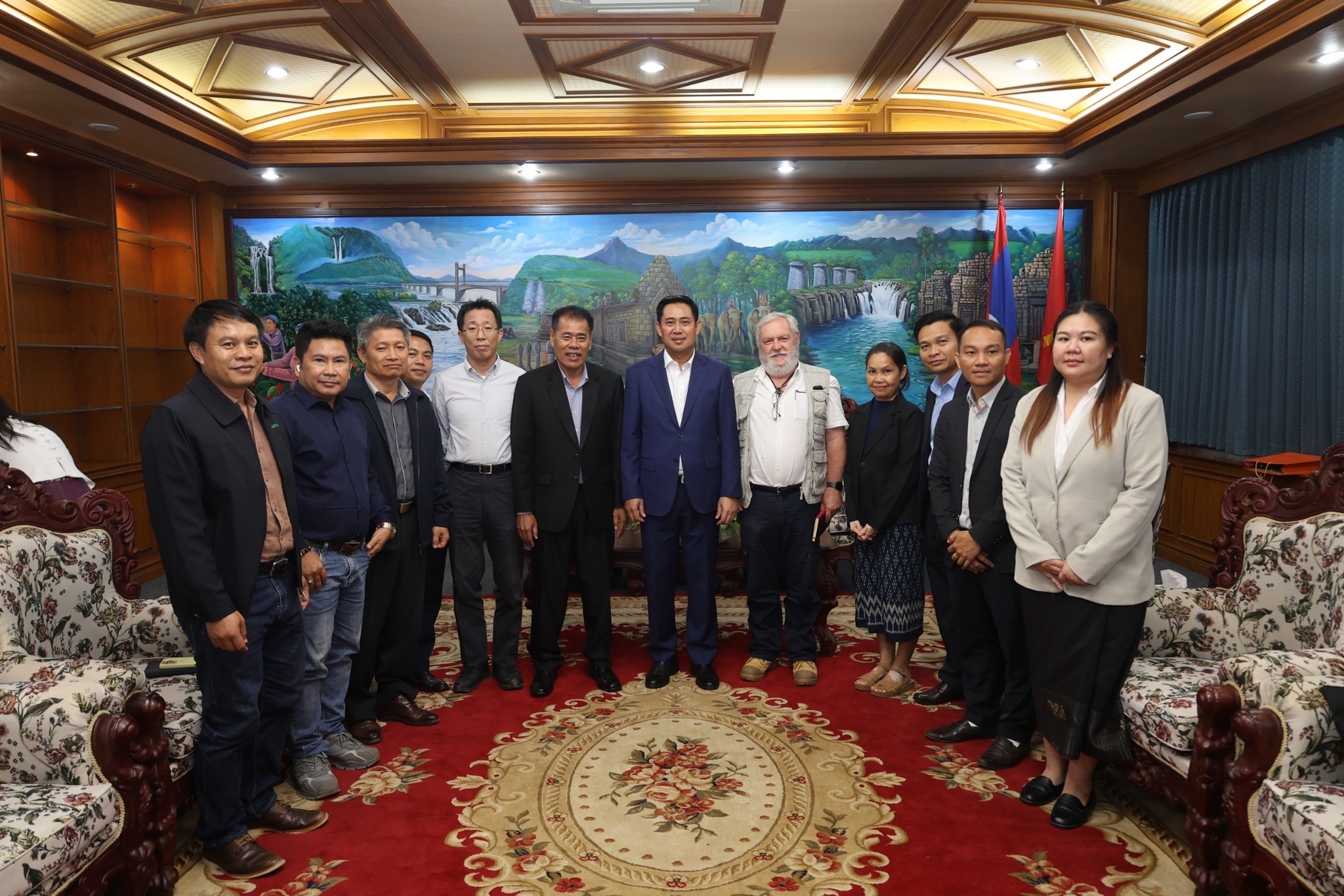 ປຶກສາຫາລື ແລະ ລາຍງານກ່ຽວກັບການຈັດຕັ້ງປະຕິບັດວຽກງານ ສົ່ງເສີມລະບົບຕ່ອງໂສ້ ການຜະລິດກະສິກຳເປັນສີນຄ້ທີ່ເປັນມິດຕໍ່ສິ່ງແວດລ້ອມ